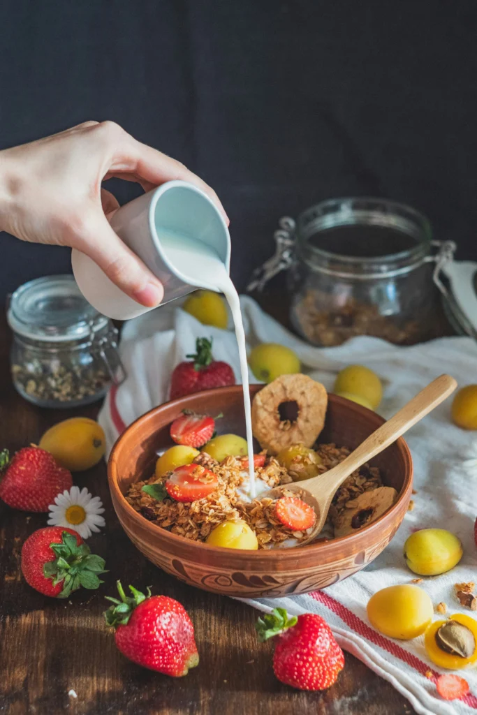 8 Everyday Foods With More Calcium Than Milk 