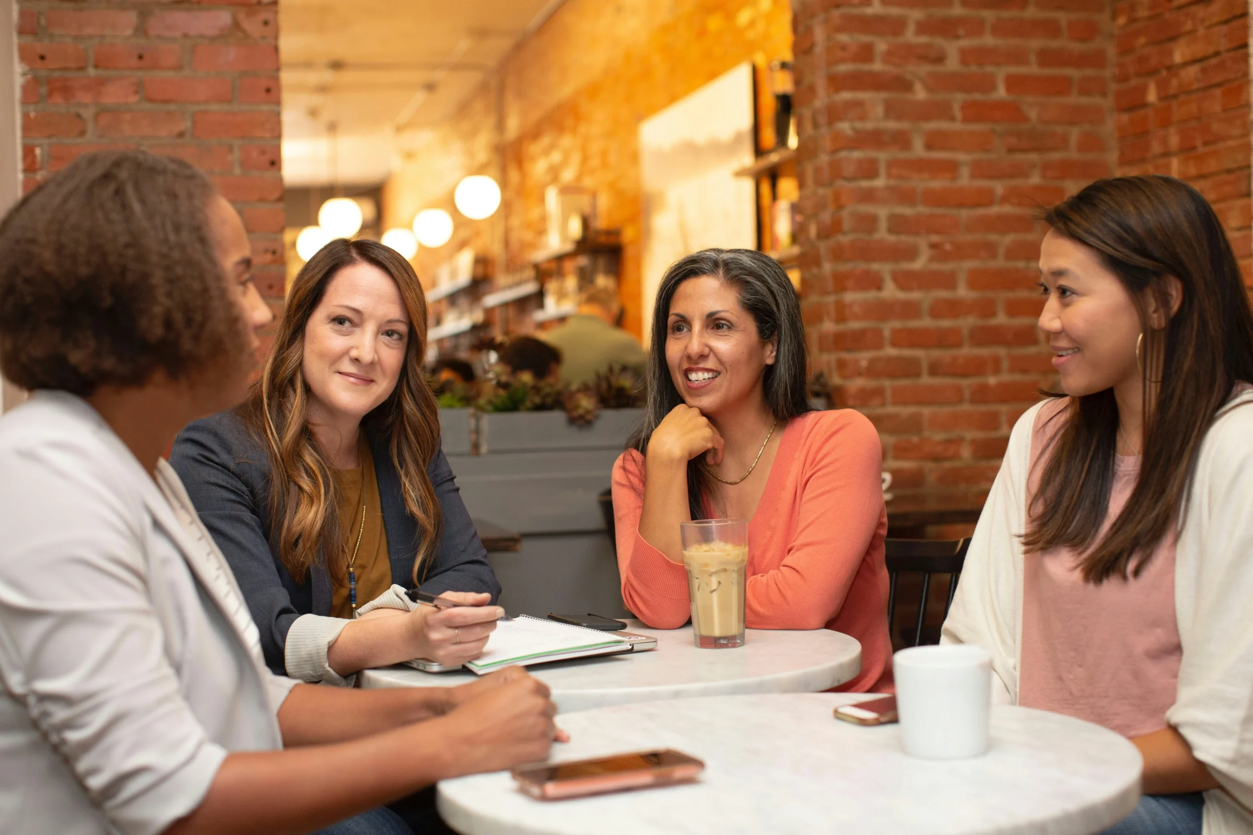How to Handle Disagreements Calmly With Family or Friends